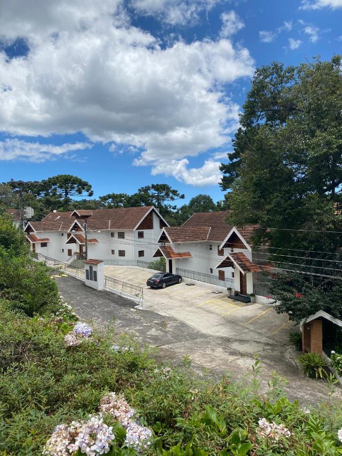 Apartamento Em Condominio Campos do Jordão Eksteriør bilde